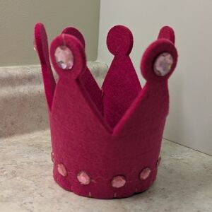 Pretty 👑 Pink Felt Crown 👑 with Jewels Container